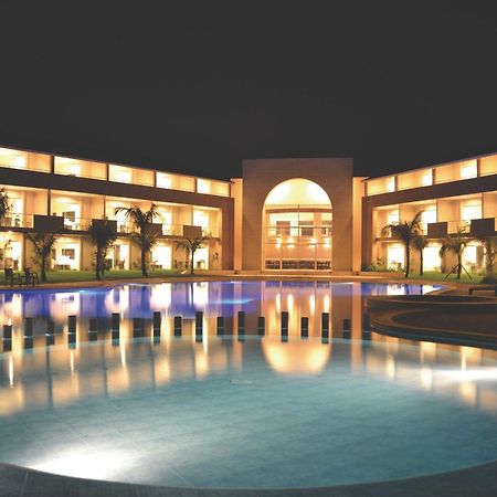 Sun Hotel Warnes Dış mekan fotoğraf