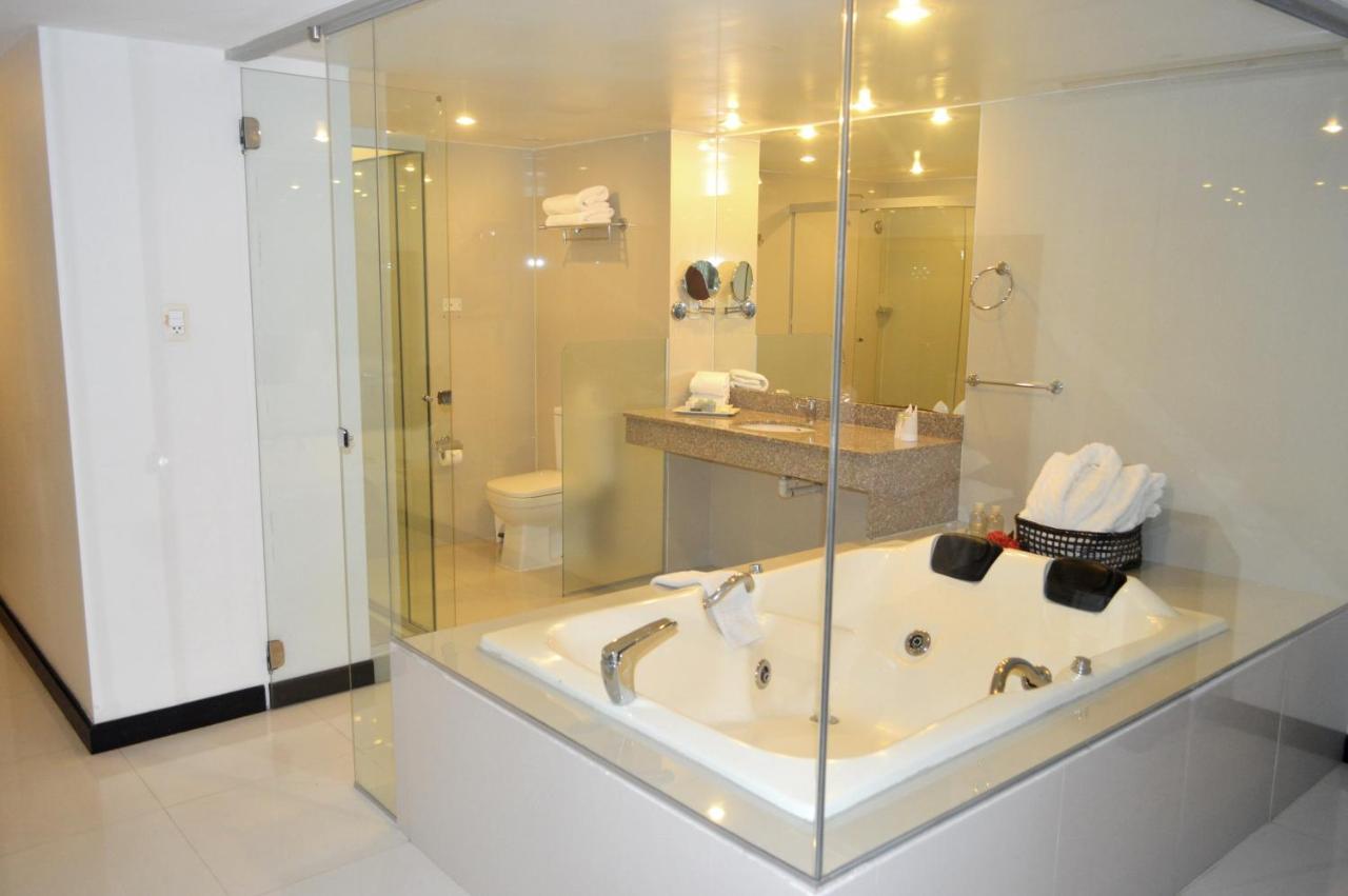 Sun Hotel Warnes Dış mekan fotoğraf