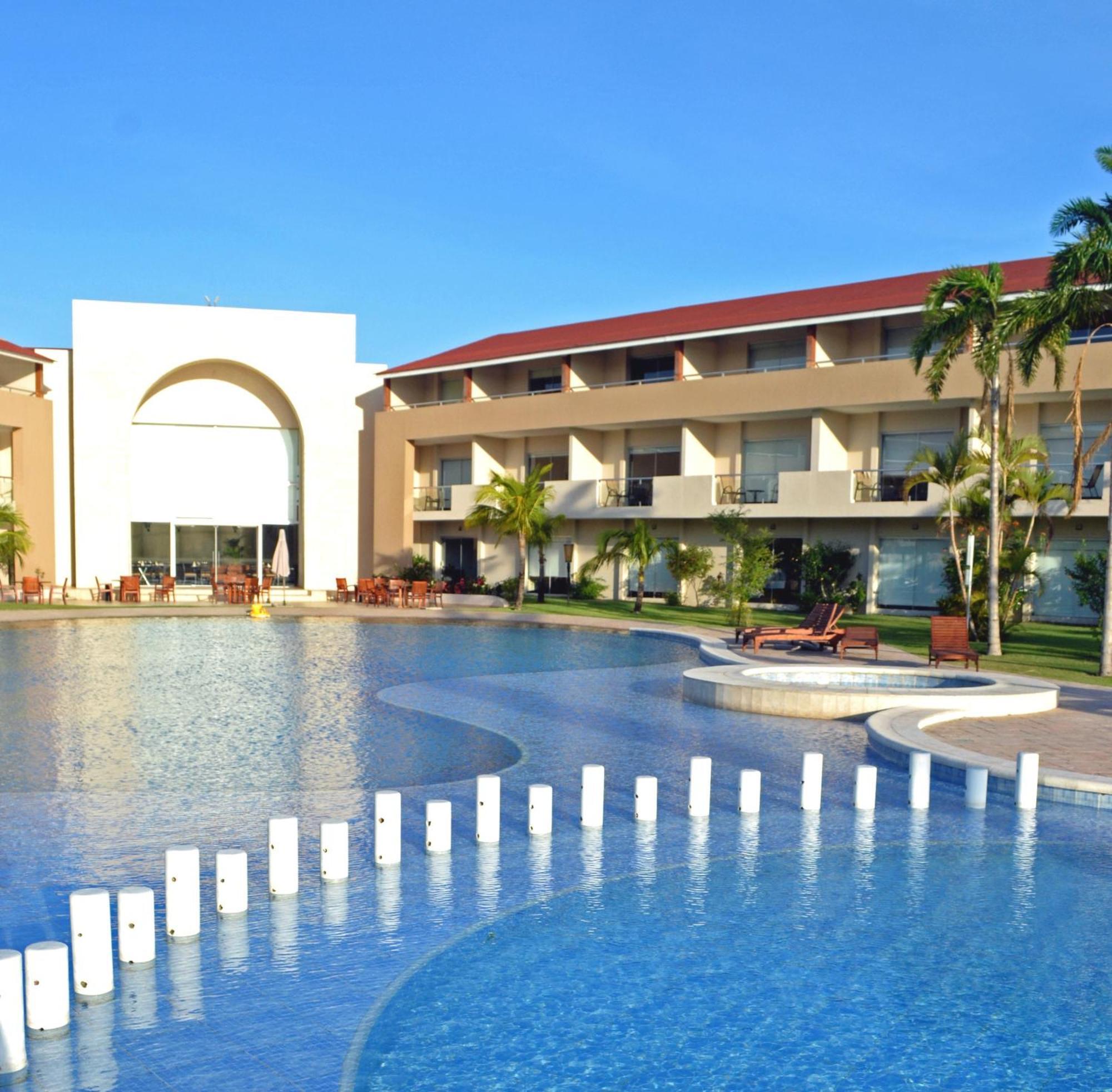 Sun Hotel Warnes Dış mekan fotoğraf