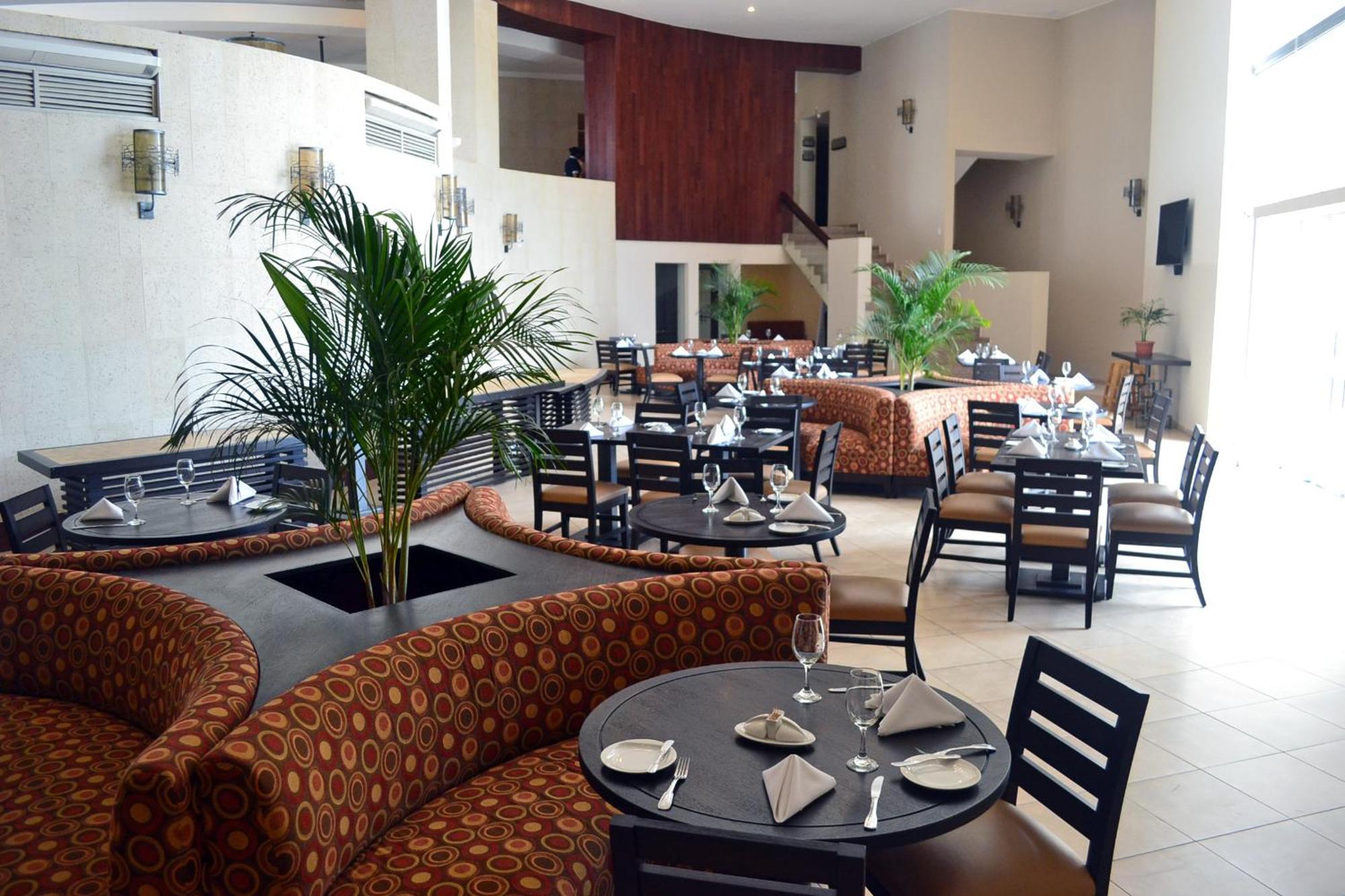 Sun Hotel Warnes Dış mekan fotoğraf